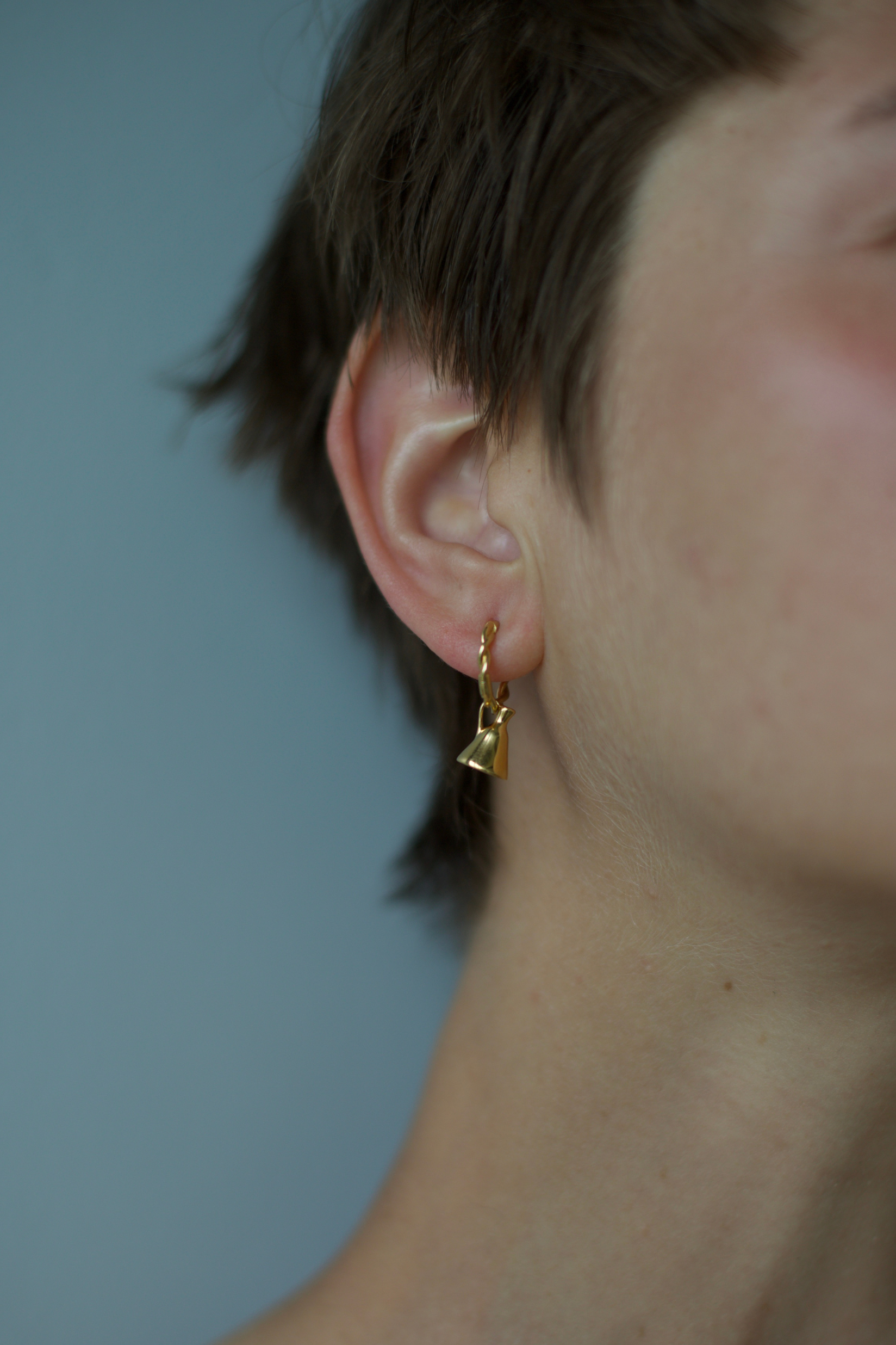 Jug Mono Earring Gold